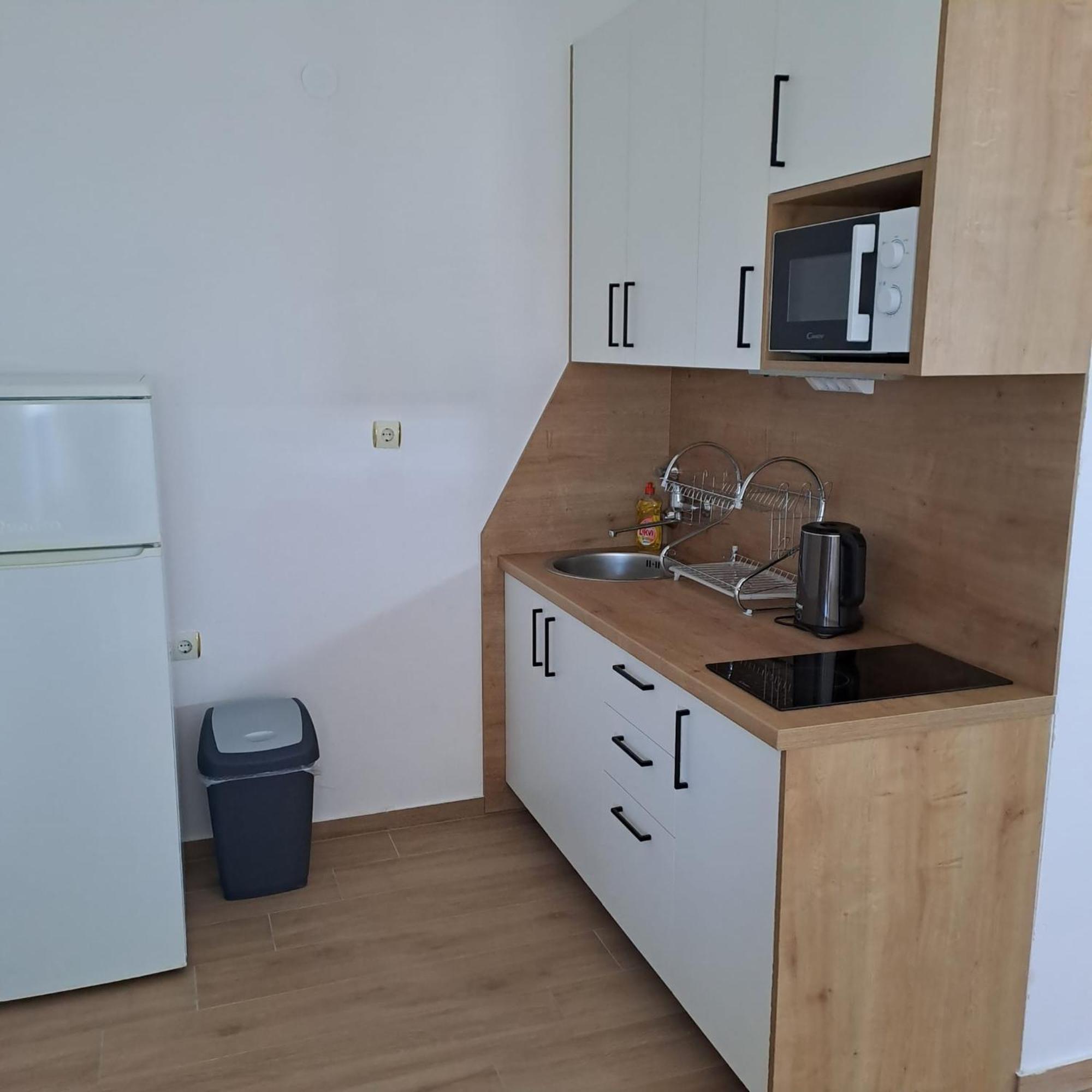 Apartments Cecilija ポヴリャナ エクステリア 写真